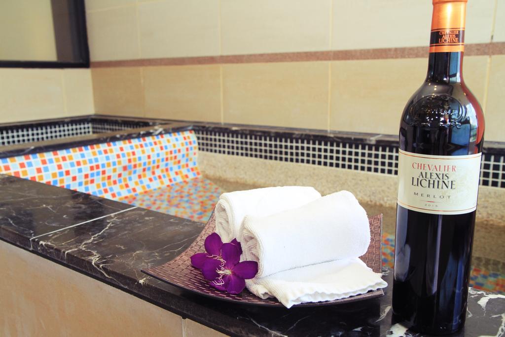 Beauty Garden Hotel Wulai Bagian luar foto