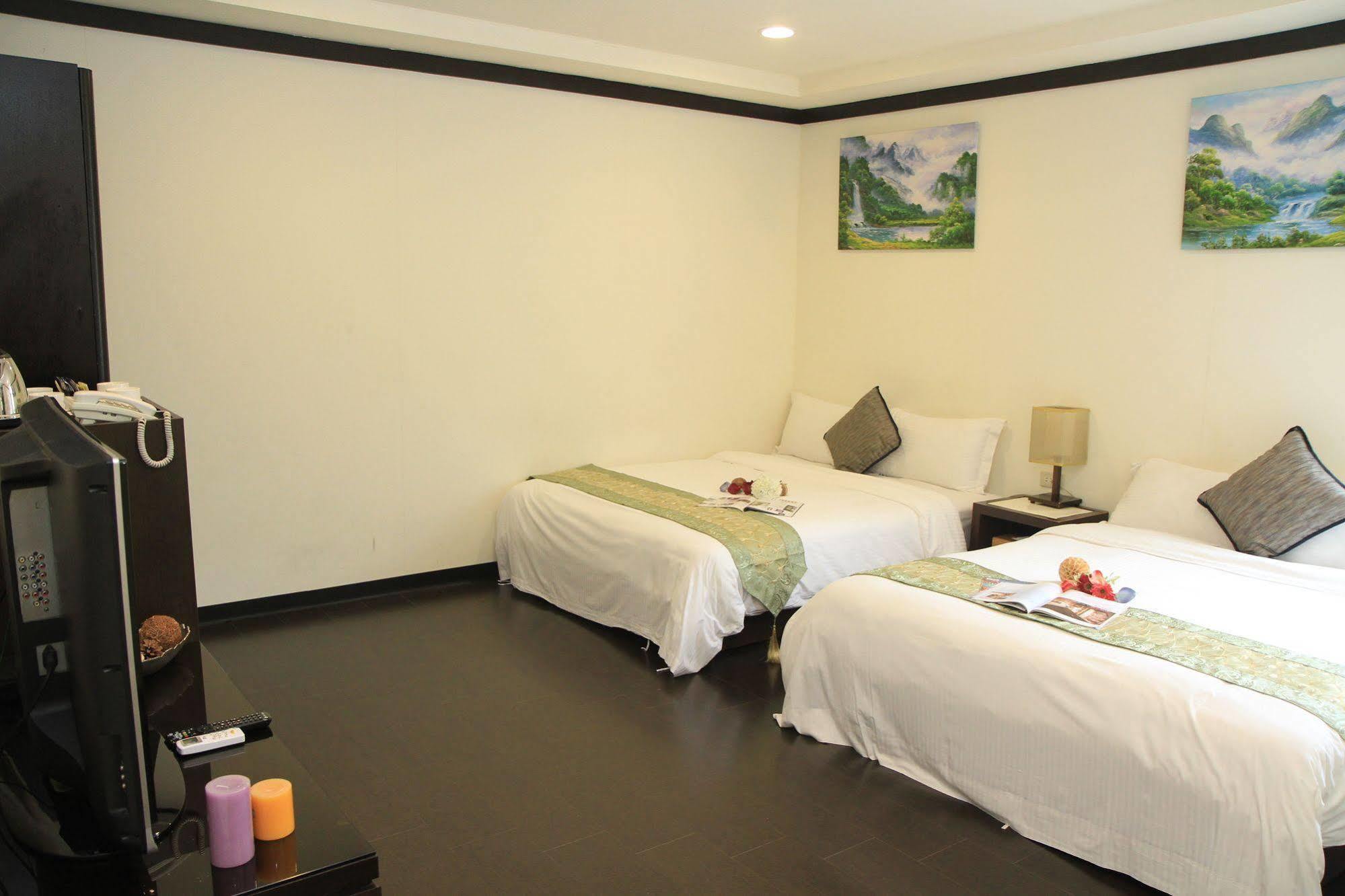 Beauty Garden Hotel Wulai Bagian luar foto