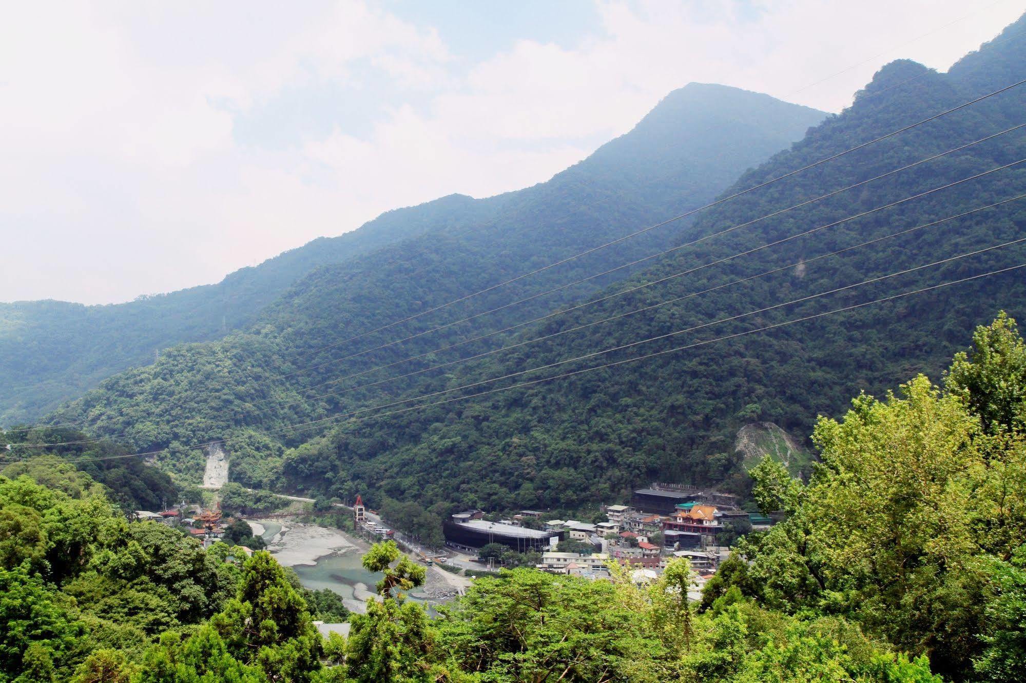 Beauty Garden Hotel Wulai Bagian luar foto